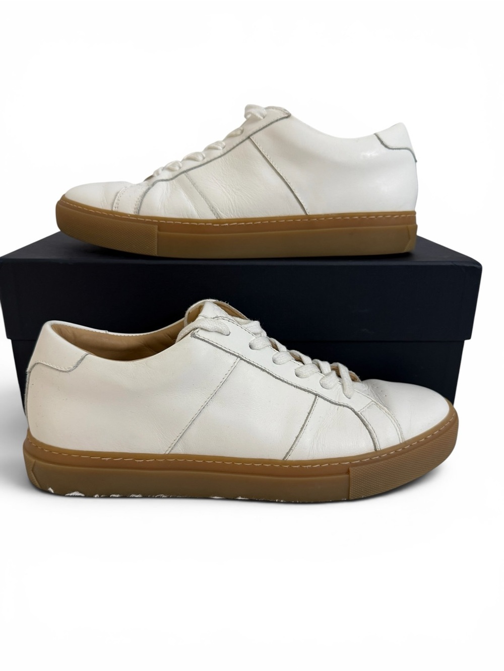 Greats White Leather Sneakers Gum Sole Men’s Size 9 - Picture 3 of 10